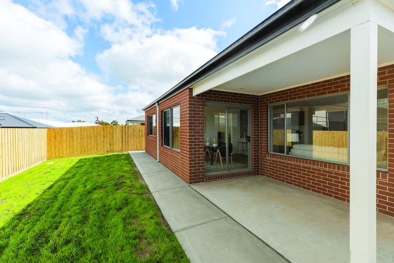 Photo - 6 Vital Drive, Tarneit VIC 3029 - Image 10