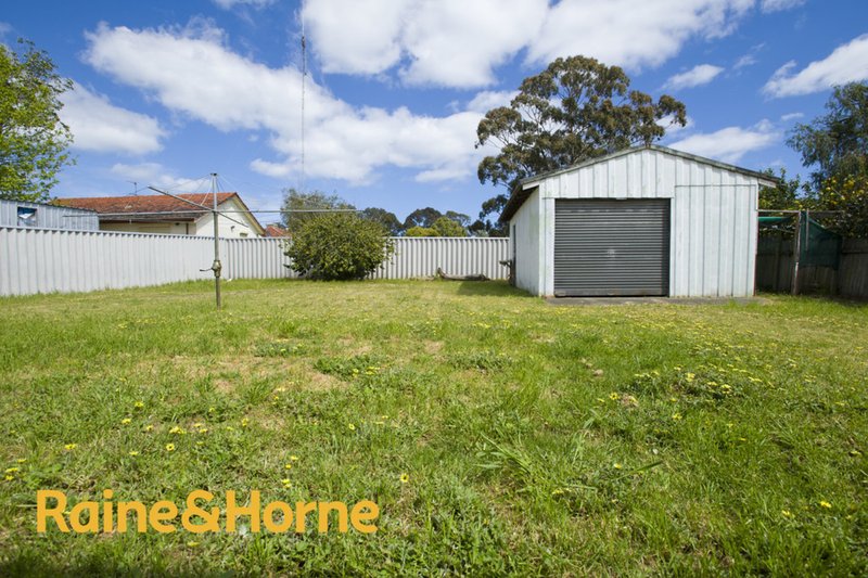 Photo - 6 Vixen Street, Withers WA 6230 - Image 11