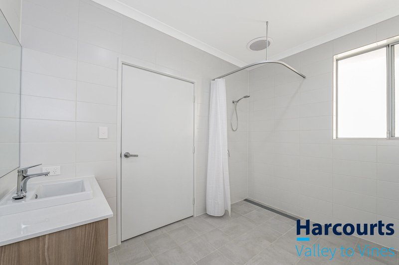 Photo - 6 Walker Road, Bullsbrook WA 6084 - Image 14