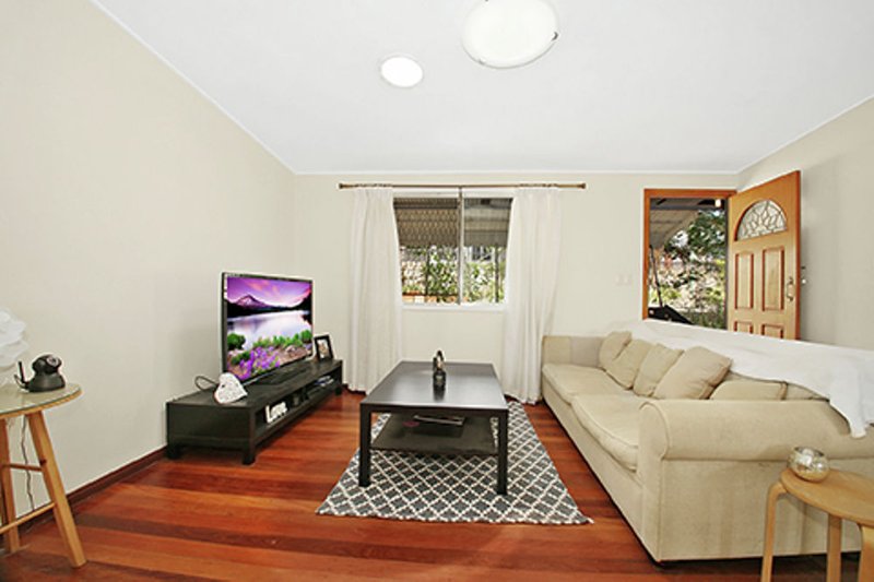 Photo - 6 Walkers Road, Everton Hills QLD 4053 - Image 2