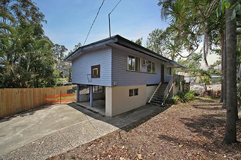 Photo - 6 Walkers Road, Everton Hills QLD 4053 - Image 10