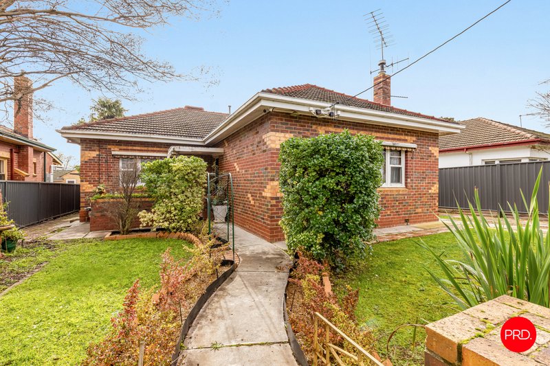 Photo - 6 Wallace Avenue, Flora Hill VIC 3550 - Image 1