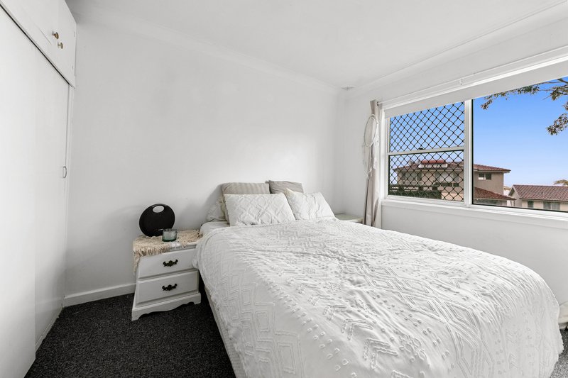 Photo - 6 Wallarah Road, Gorokan NSW 2263 - Image 10