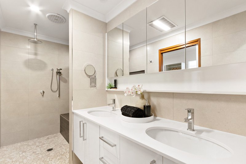 Photo - 6 Walter Close, Jerrabomberra NSW 2619 - Image 19