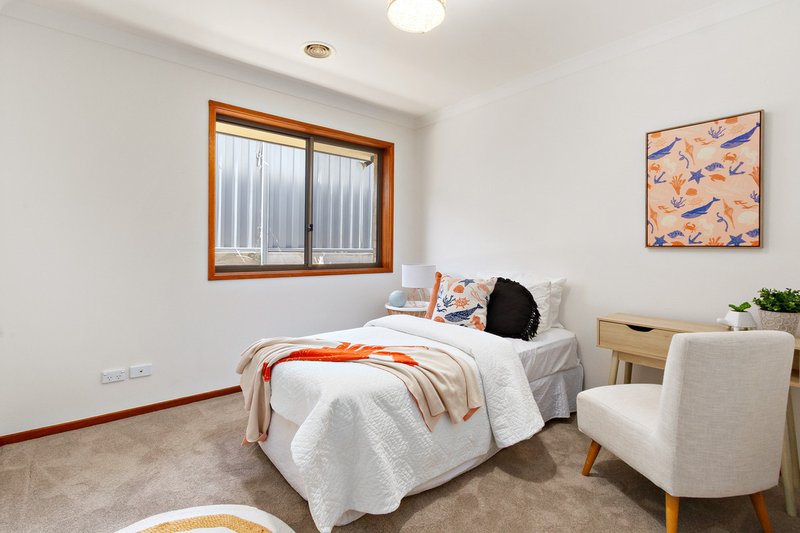 Photo - 6 Walter Close, Jerrabomberra NSW 2619 - Image 25