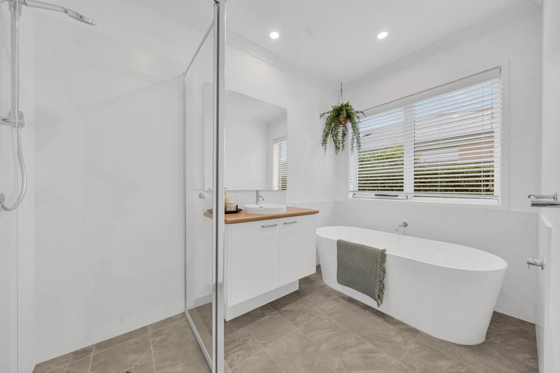Photo - 6 Wanderer Road, Sunbury VIC 3429 - Image 14