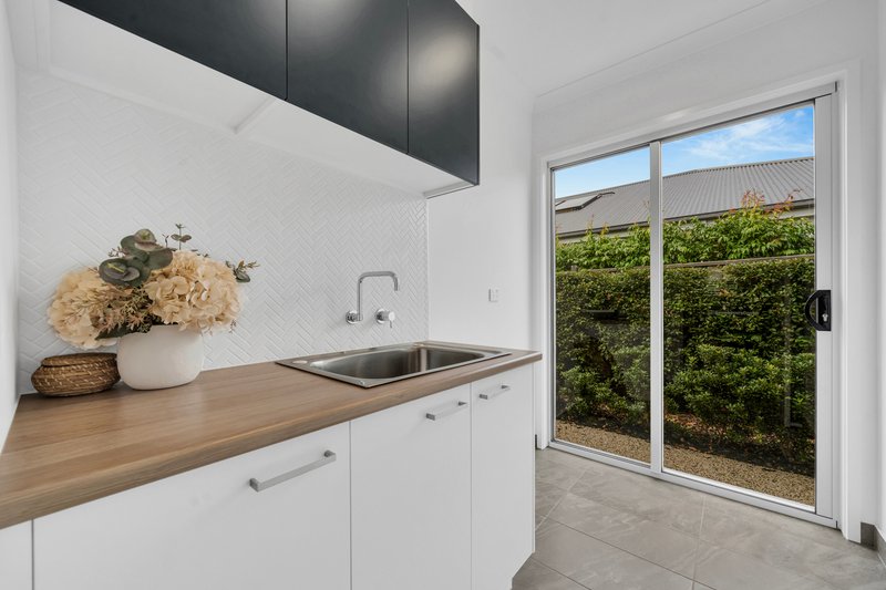 Photo - 6 Wanderer Road, Sunbury VIC 3429 - Image 28
