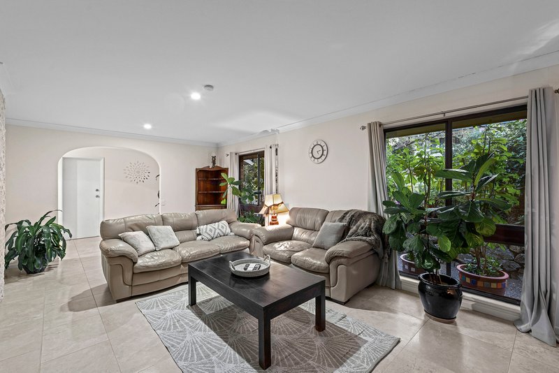 Photo - 6 Warandoo Street, Jindalee QLD 4074 - Image 25