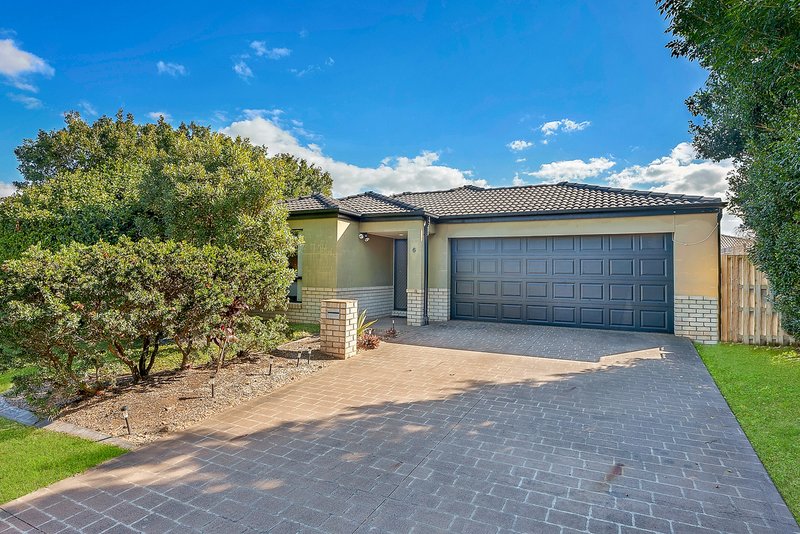 6 Waratah Court, Kallangur QLD 4503