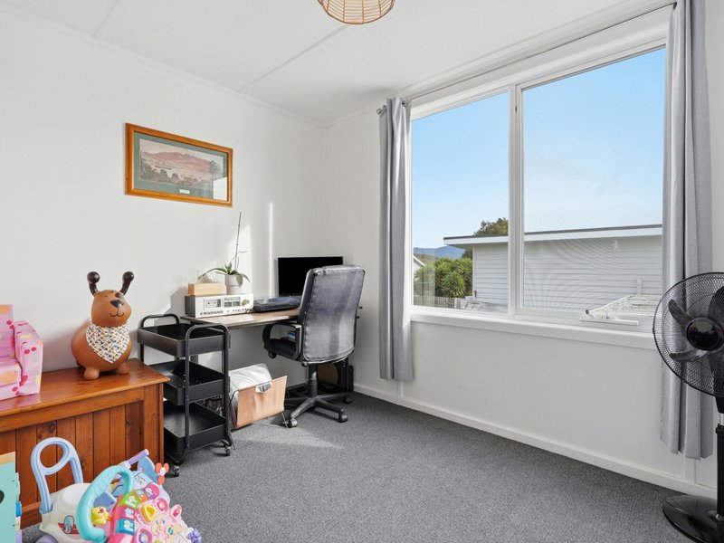 Photo - 6 Waratah Road, Risdon Vale TAS 7016 - Image 10