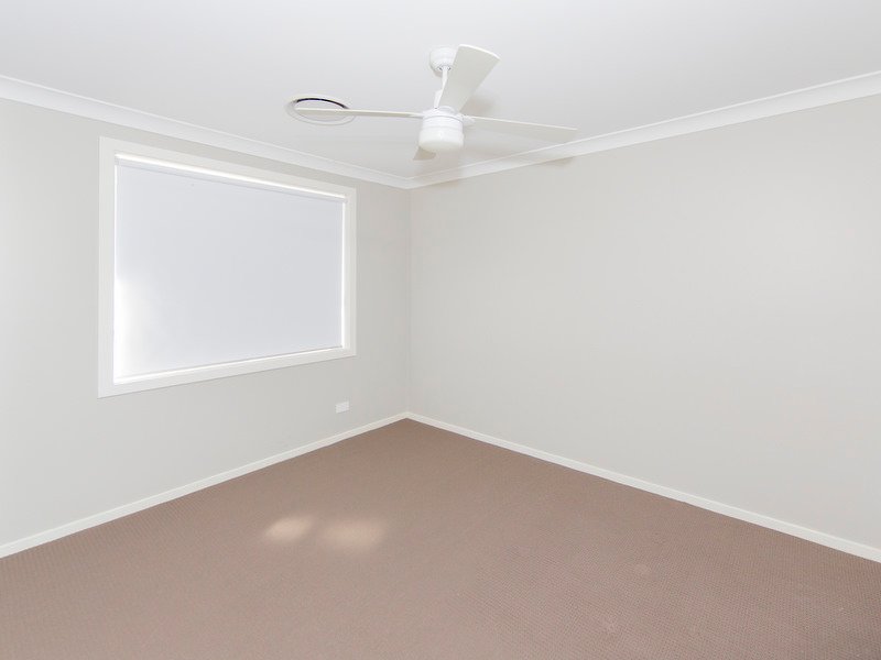 Photo - 6 Warbler Avenue, Aberglasslyn NSW 2320 - Image 4