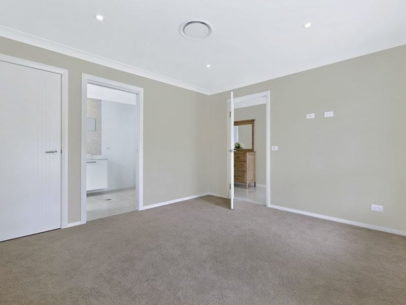 Photo - 6 Warbler Way, Tumbi Umbi NSW 2261 - Image 3