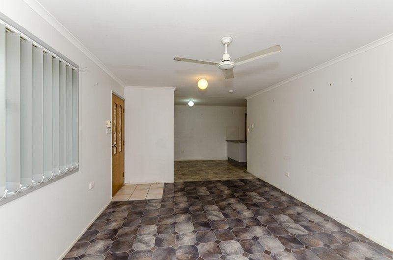 Photo - 6 Ward Close, South Gladstone QLD 4680 - Image 7