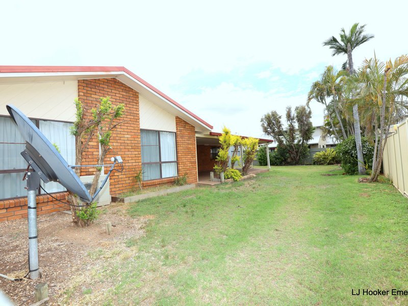 Photo - 6 Ward Place, Emerald QLD 4720 - Image 18