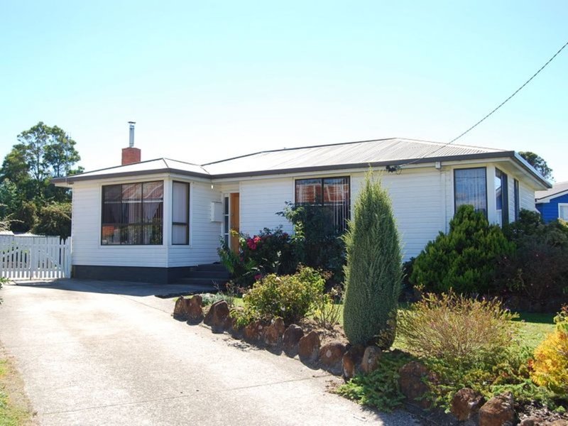 6 Ward Street, Wynyard TAS 7325