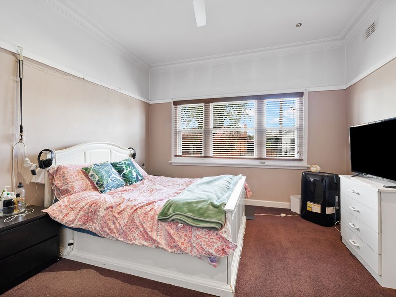 Photo - 6 Wareena Street, Wangaratta VIC 3677 - Image 4