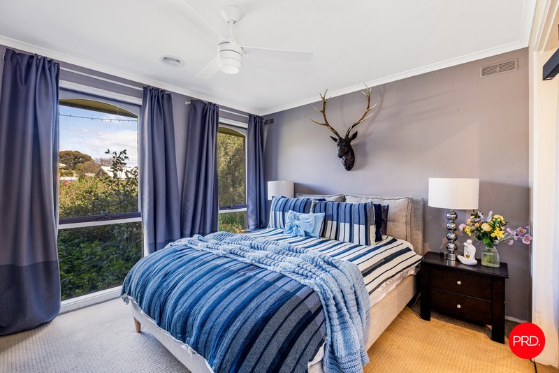 Photo - 6 Warranwah Drive, Kennington VIC 3550 - Image 6