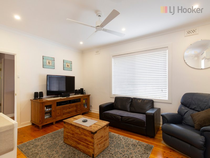 Photo - 6 Warwick Avenue, North Brighton SA 5048 - Image 4