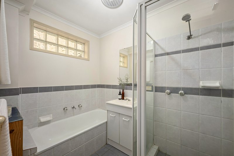 Photo - 6 Watchorn Close, Holt ACT 2615 - Image 14