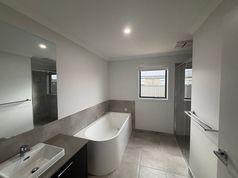 Photo - 6 Wattle Drive, Benalla VIC 3672 - Image 6