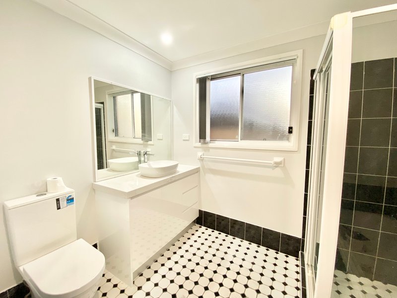 Photo - 6 Watts Place, West Hoxton NSW 2171 - Image 14
