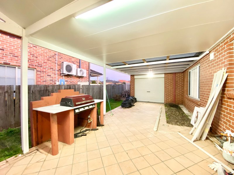 Photo - 6 Watts Place, West Hoxton NSW 2171 - Image 17