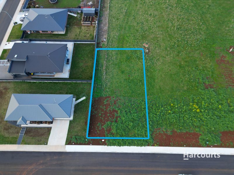 Photo - 6 Webb Avenue, Mooreville TAS 7321 - Image 3