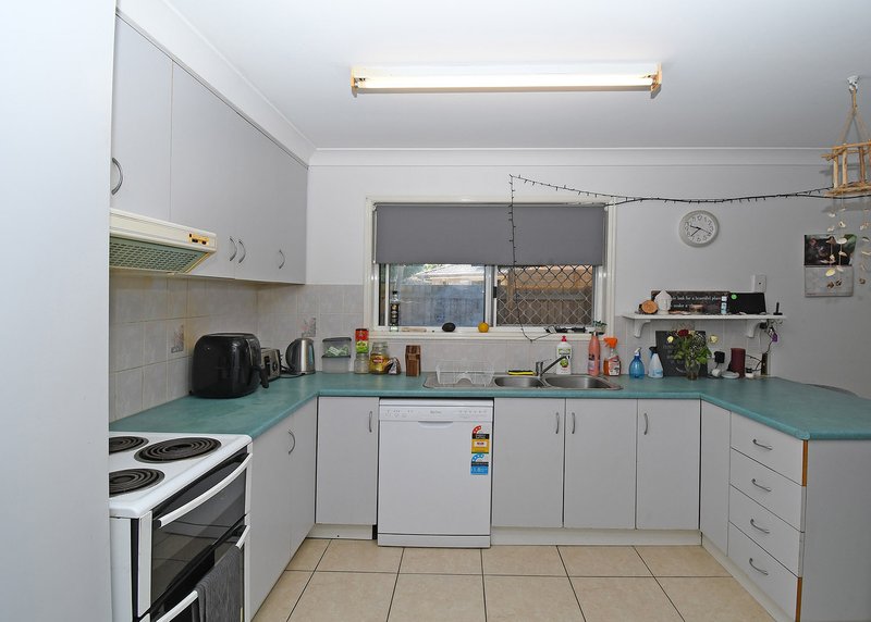 Photo - 6 Wedge Street, Urraween QLD 4655 - Image 7