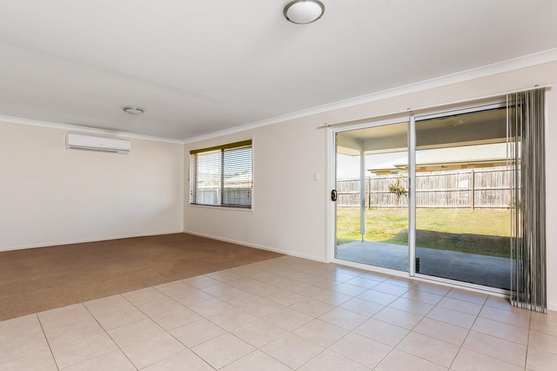 Photo - 6 Welsh , Burpengary QLD 4505 - Image 4