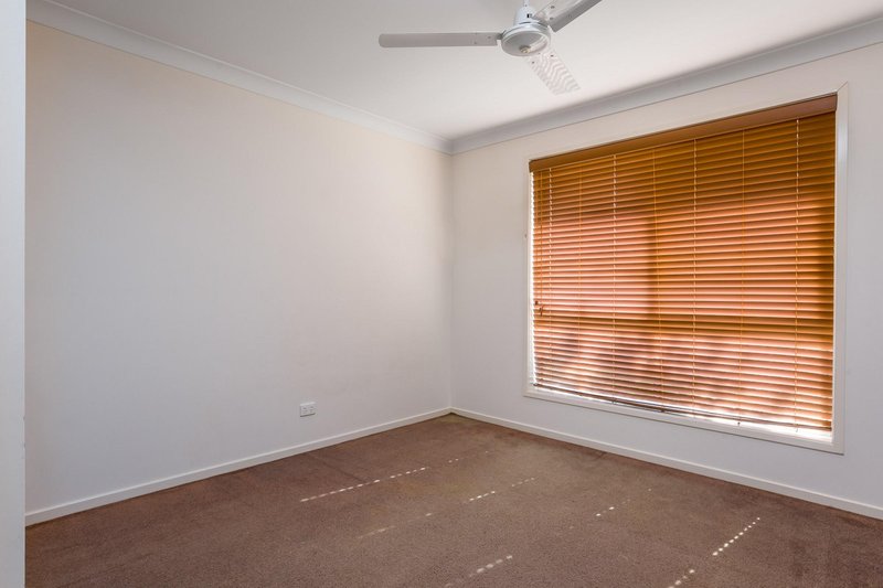 Photo - 6 Welsh , Burpengary QLD 4505 - Image 8