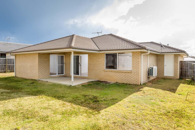 Photo - 6 Welsh , Burpengary QLD 4505 - Image 14