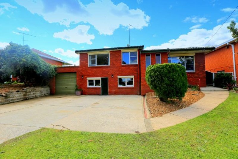 Photo - 6 Wendy Avenue, Georges Hall NSW 2198 - Image 2