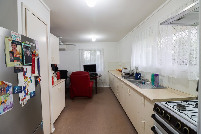 Photo - 6 Wentworth Street, Leichhardt QLD 4305 - Image 6