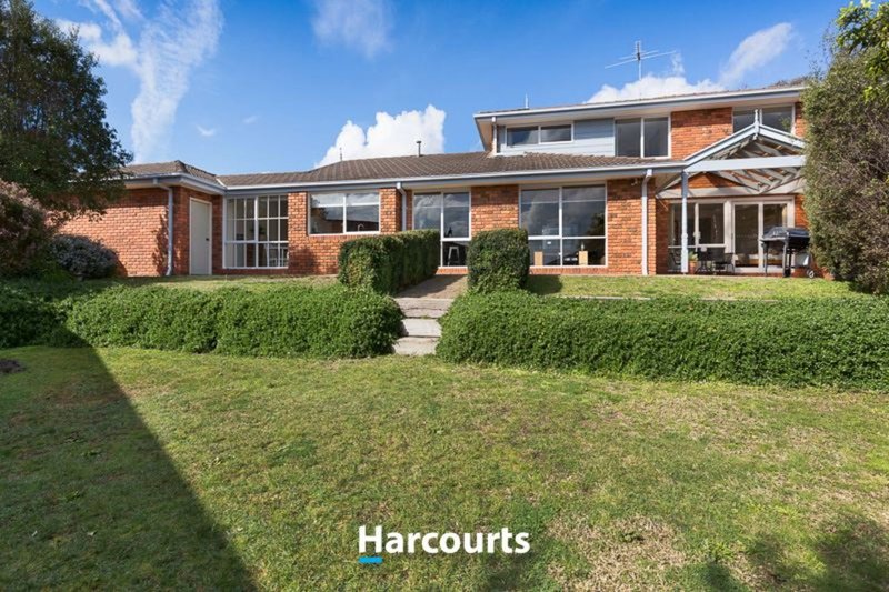 Photo - 6 Werona Court, Berwick VIC 3806 - Image 15