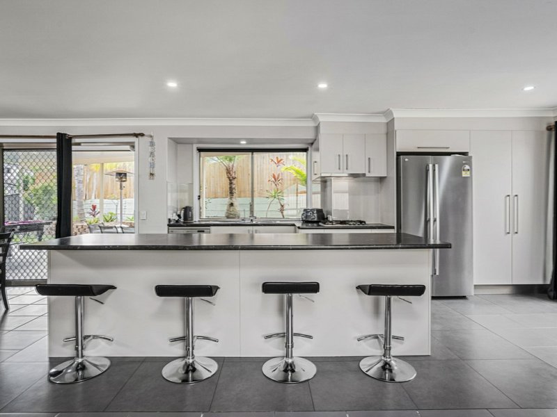 Photo - 6 Westchester Court, Nerang QLD 4211 - Image 1