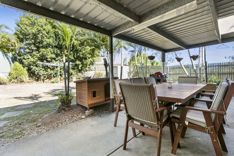 Photo - 6 Westcott Place, Alexandra Hills QLD 4161 - Image 3