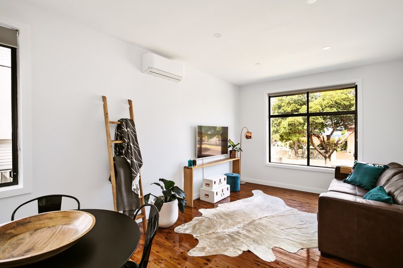 Photo - 6 Whaddon Avenue, Dee Why NSW 2099 - Image 3