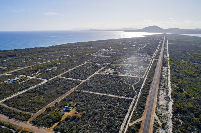 Photo - 6 Whale Bay Drive, Hopetoun WA 6348 - Image 2