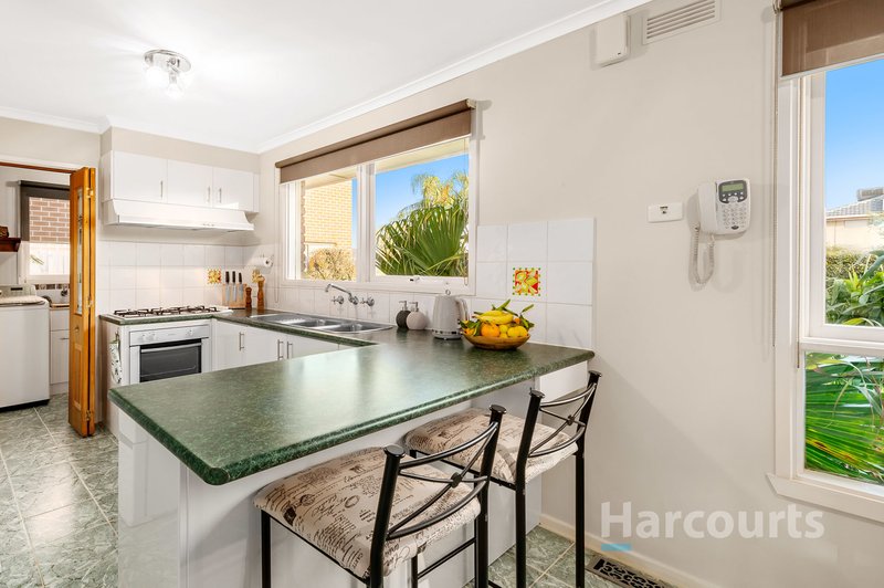 Photo - 6 Whitehaven Street, Wantirna VIC 3152 - Image 6