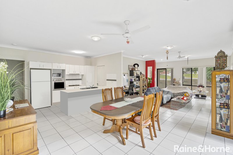 Photo - 6 Whitehouse Court, Redbank Plains QLD 4301 - Image 7