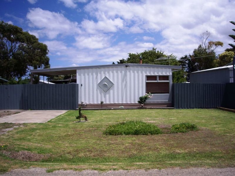 6 Whiting Avenue, Indented Head VIC 3223