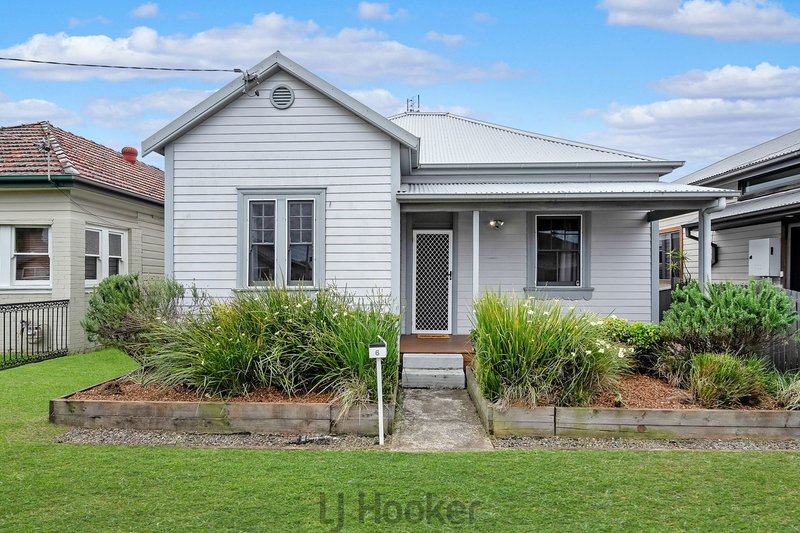 6 Wilkinson Street, Mayfield NSW 2304