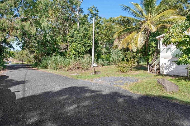 Photo - 6 Williams Avenue, Bucasia QLD 4750 - Image 2