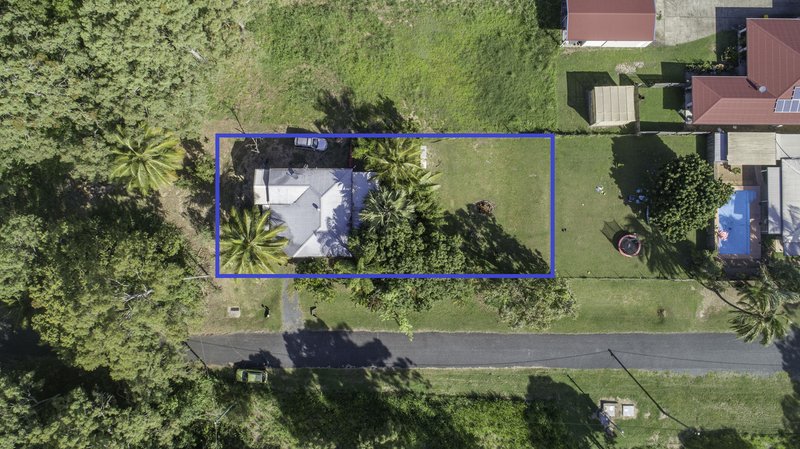 Photo - 6 Williams Avenue, Bucasia QLD 4750 - Image 3