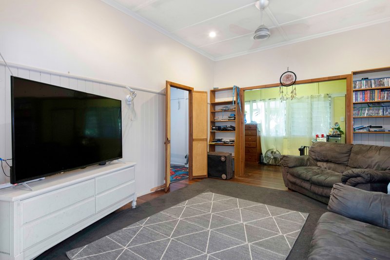 Photo - 6 Williams Avenue, Bucasia QLD 4750 - Image 11