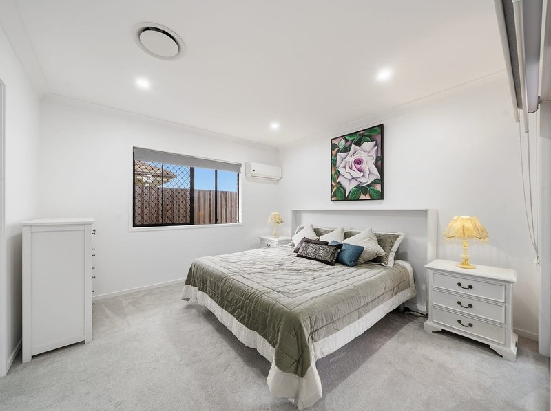 Photo - 6 Williams Crescent, North Lakes QLD 4509 - Image 15