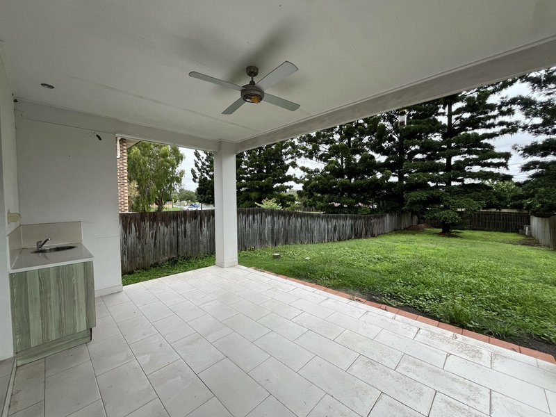 Photo - 6 Willow Road West , Redbank Plains QLD 4301 - Image 10
