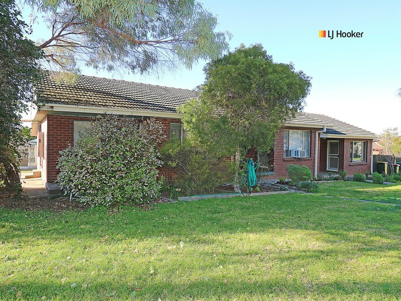 6 Wilson Street, Kooringal NSW 2650