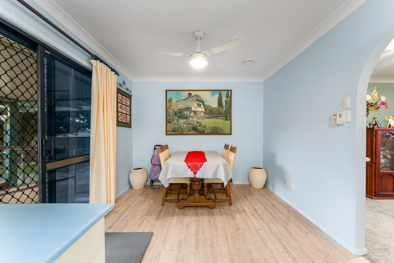 Photo - 6 Wilton Crescent, Boronia Heights QLD 4124 - Image 6
