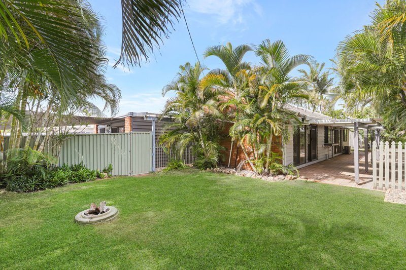 Photo - 6 Wiluna Street, Warana QLD 4575 - Image